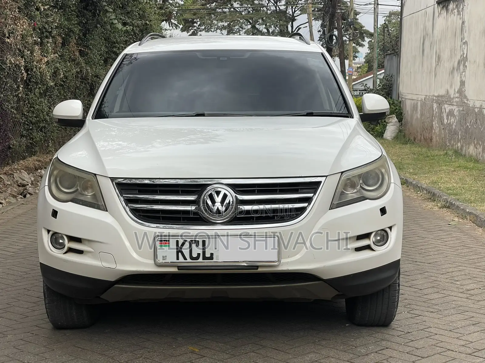 Volkswagen Tiguan 2010 White