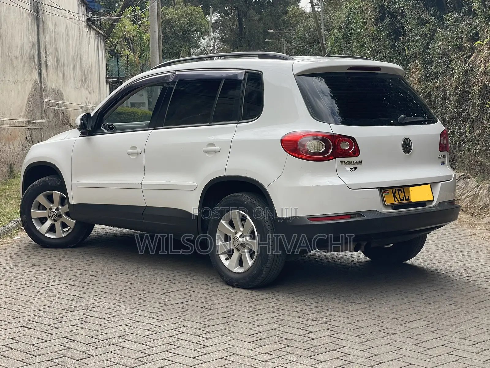 Volkswagen Tiguan 2010 White