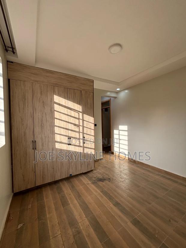 4bdrm Mansion in Ruaka for rent - thumbnail 16