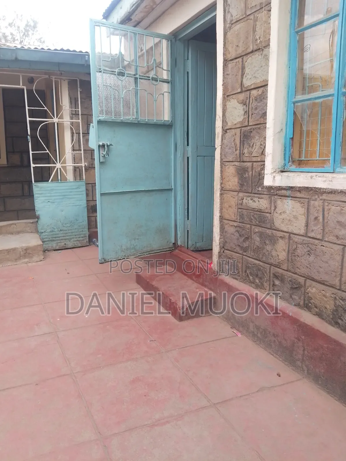 4bdrm Bungalow in Umoja 2 for sale