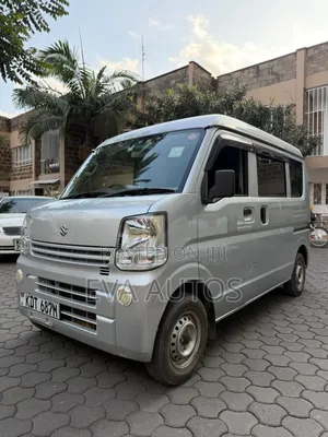 Suzuki Every Wagon 2018 Silver