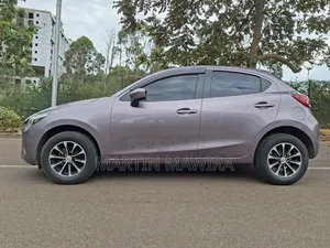 Mazda Demio 2015 Gray