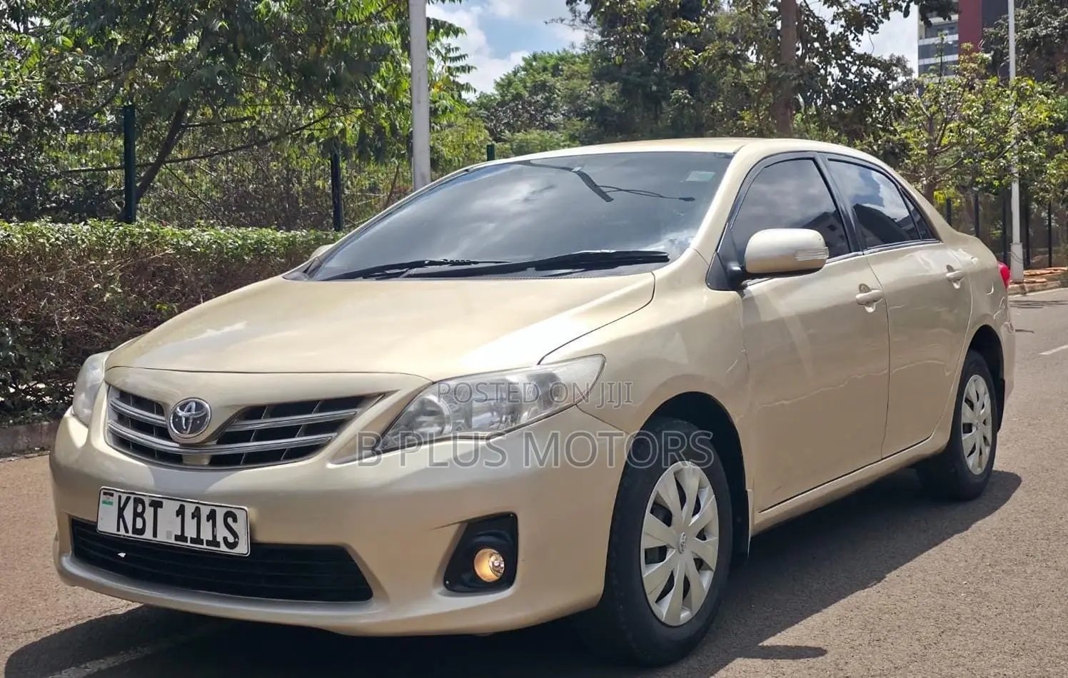 Toyota Corolla 2012 Beige