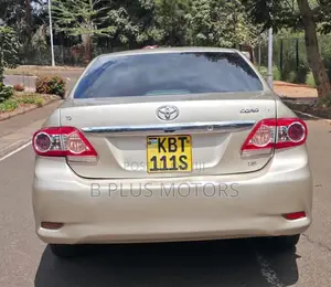 Toyota Corolla 2012 Beige