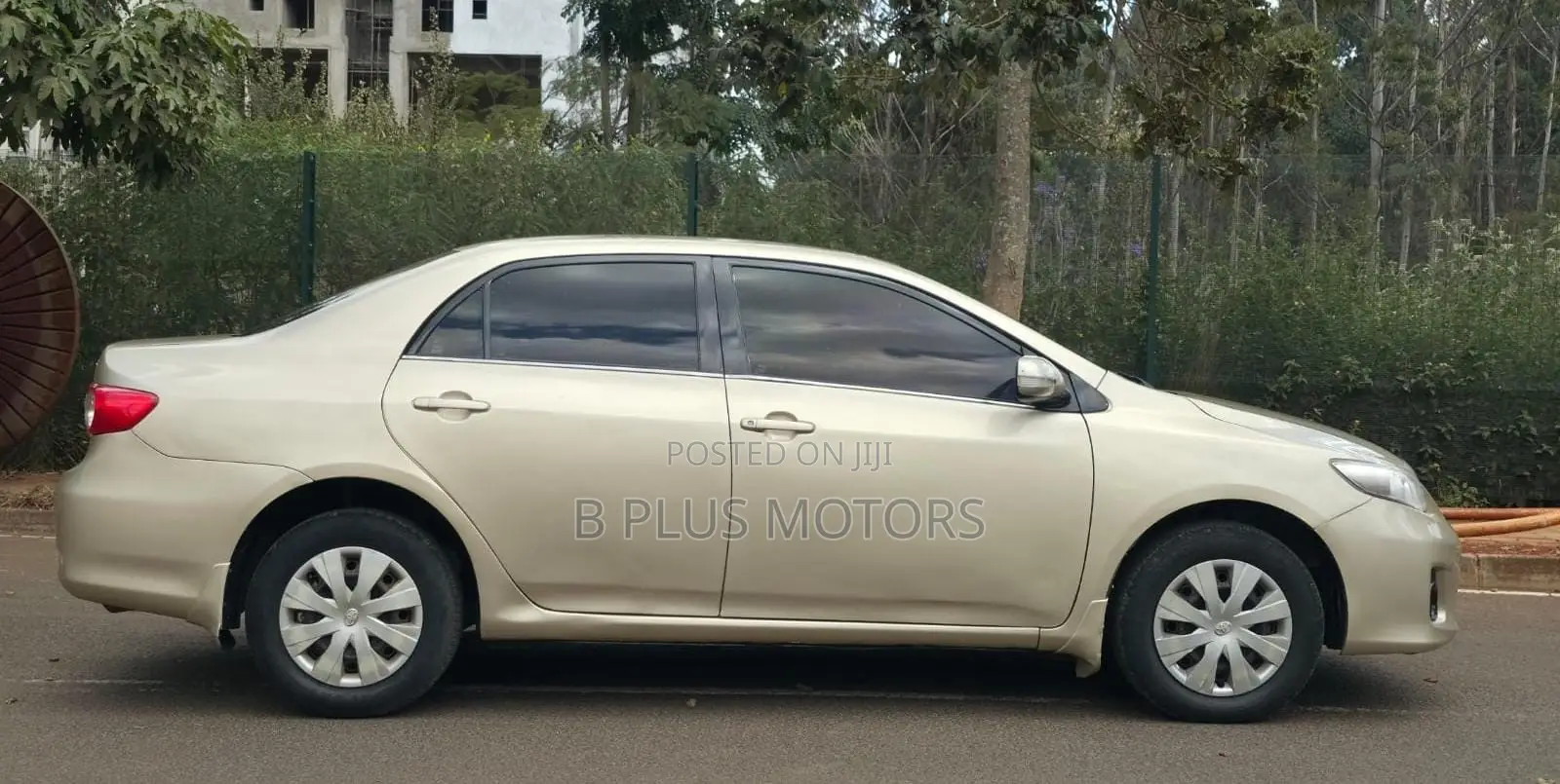 Toyota Corolla 2012 Beige