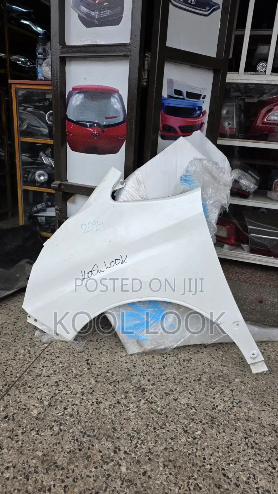 Voxy 2016 Fenders/Wing