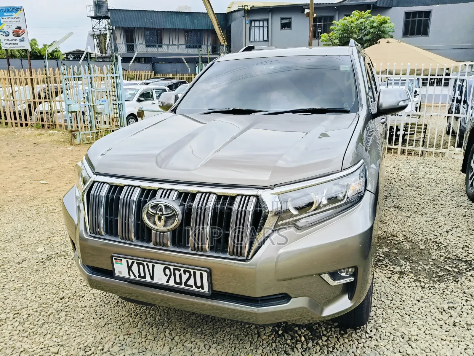 Toyota Land Cruiser Prado 2014 Gray