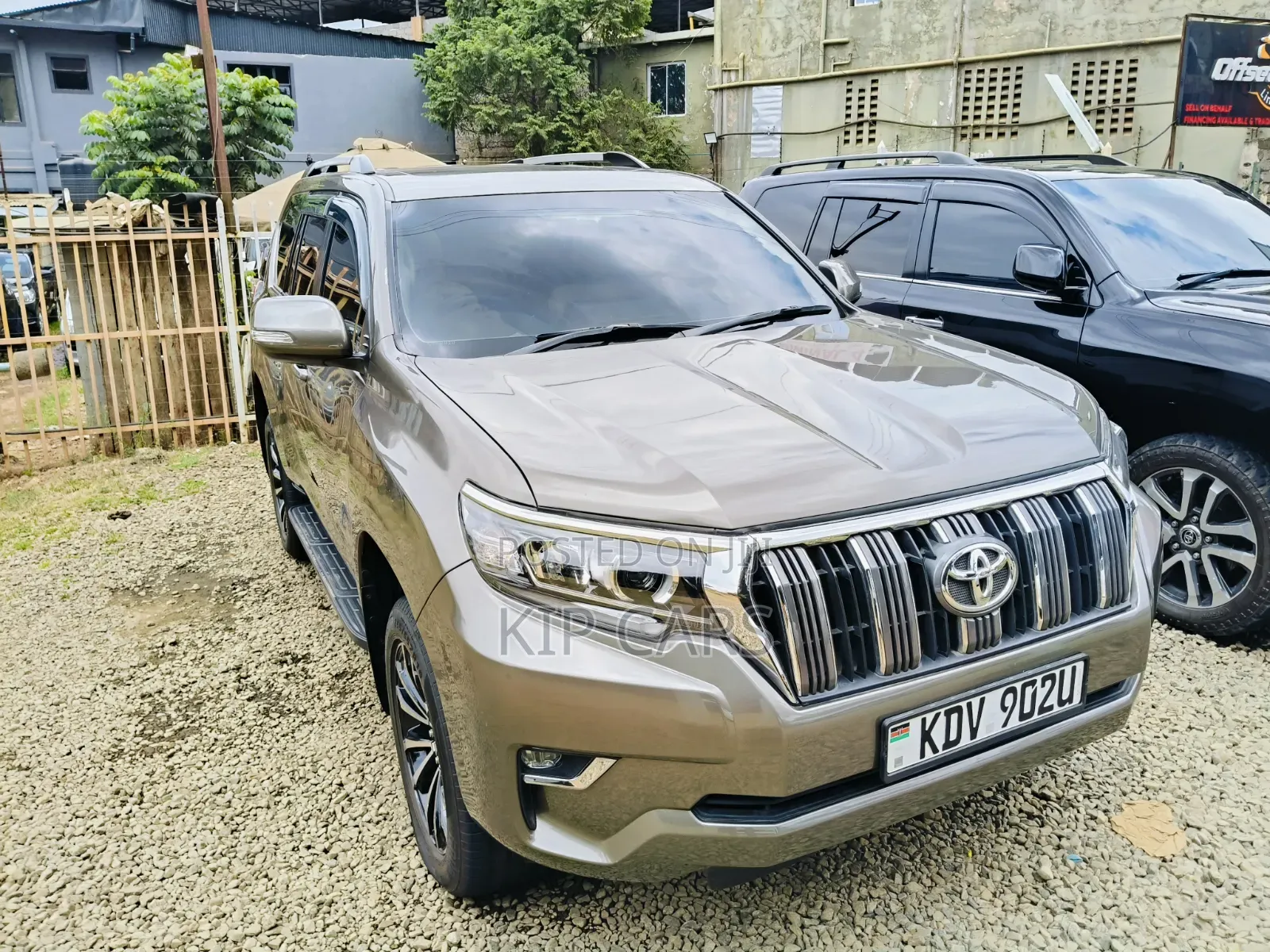 Toyota Land Cruiser Prado 2014 Gray