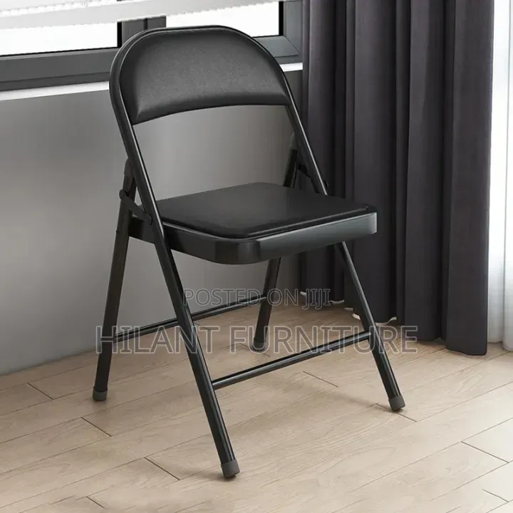 Heavy-Duty Foldable Padded Chair – Strong, Comfortable Space-Saving