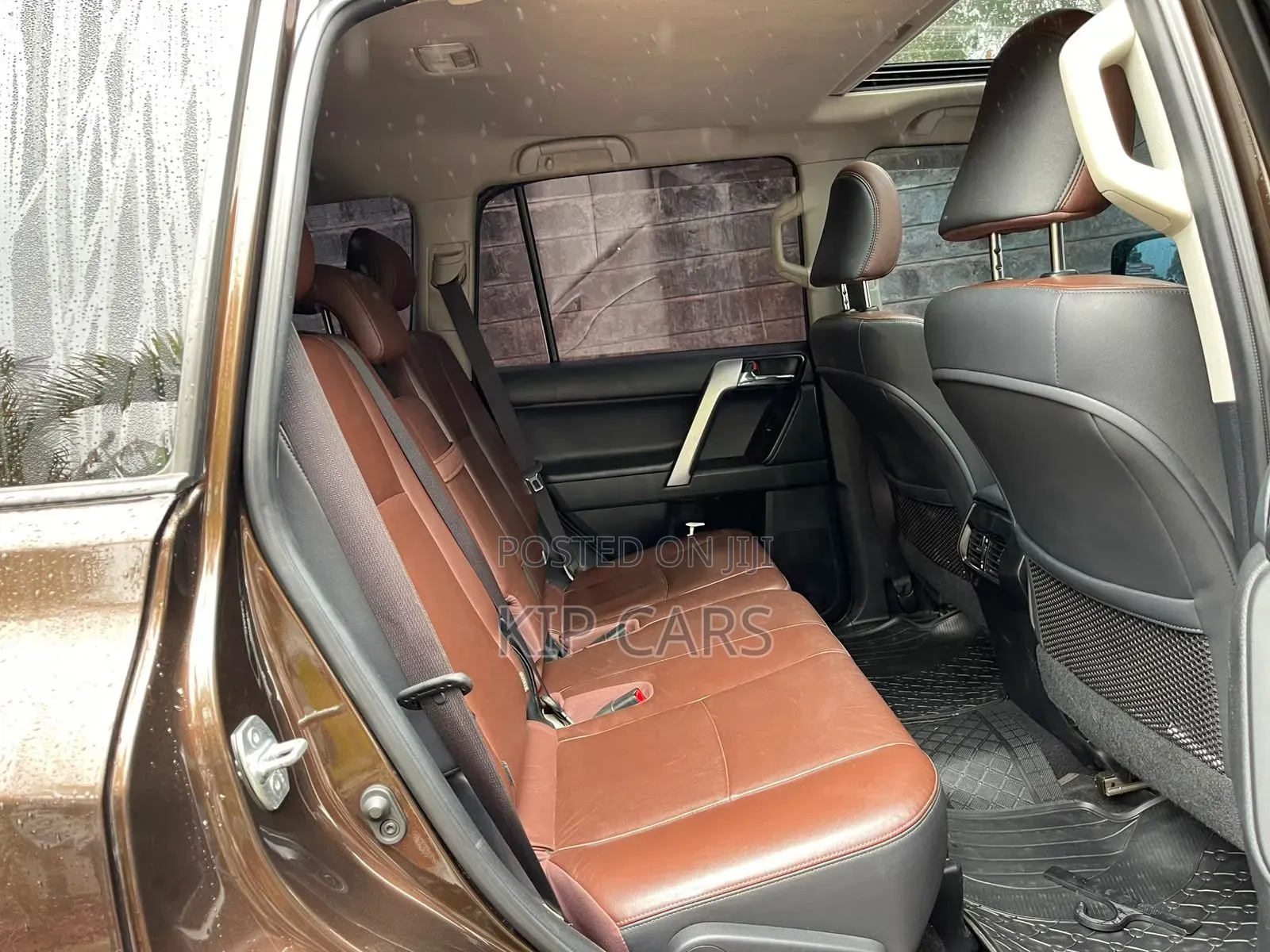 Toyota Land Cruiser Prado 2017 Brown