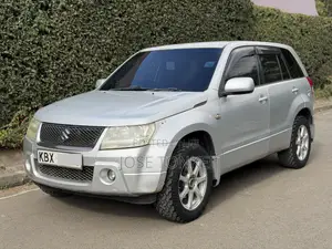 Suzuki Escudo 2006 Silver