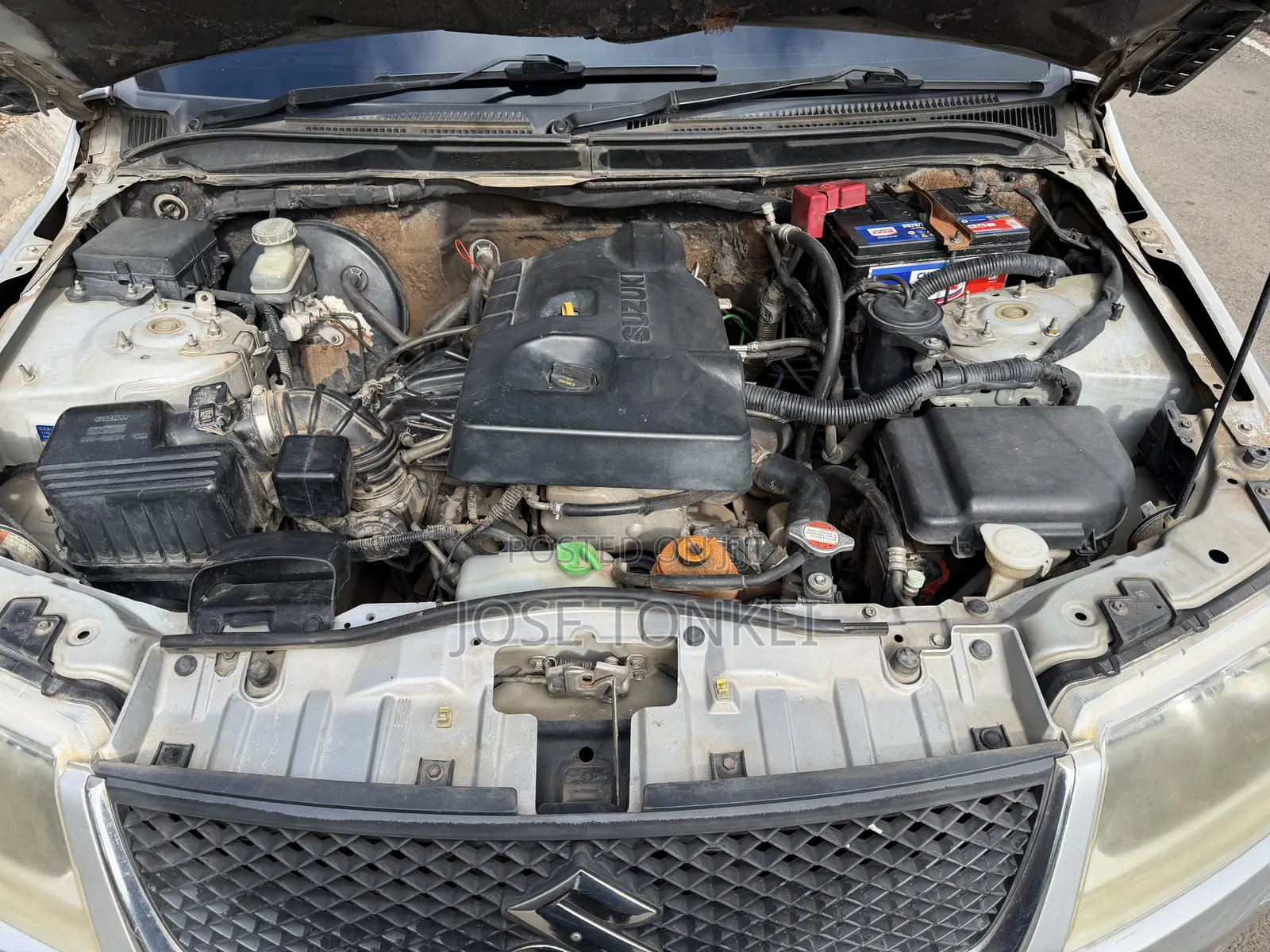 Suzuki Escudo 2006 Silver