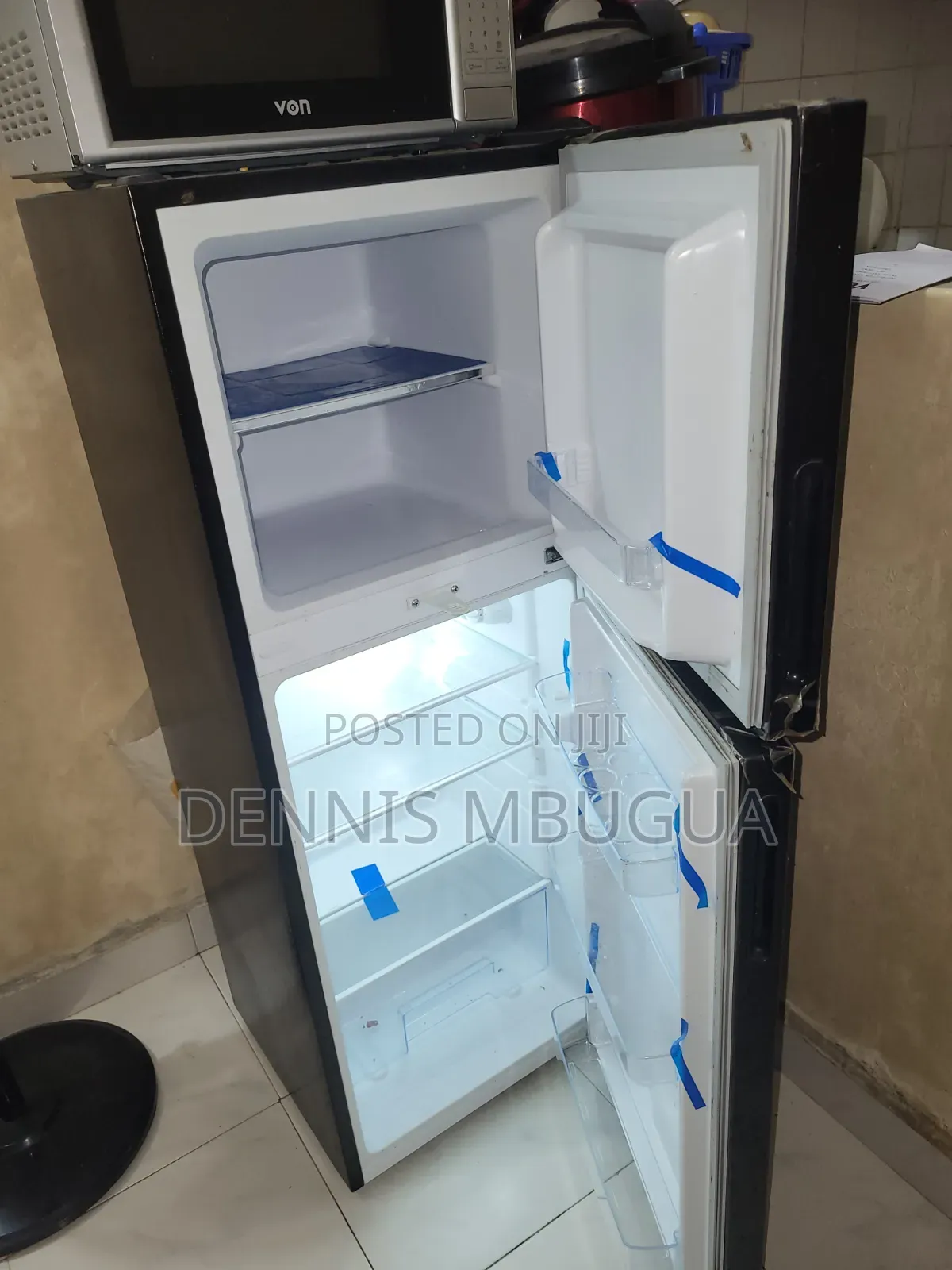 Von Fridge VART-18DMK