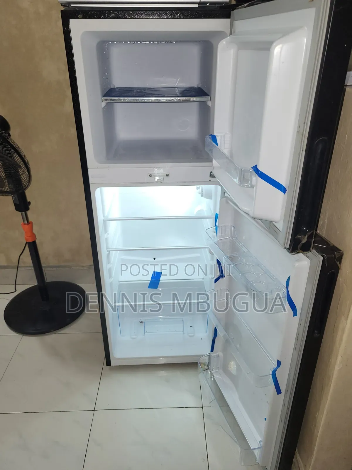 Von Fridge VART-18DMK