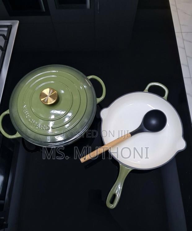 Heavy Olive Green Cast Iron Casserole Skillet Combo