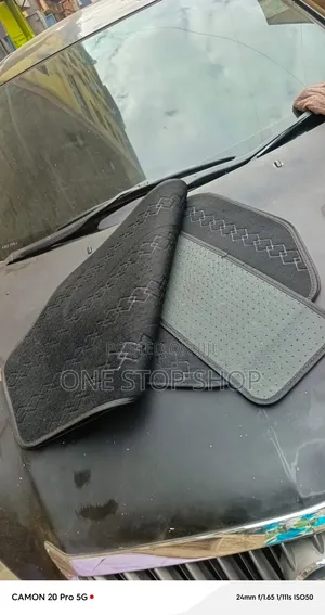 Woolen 5pc Geometric Diamond Pattern Floor Mats