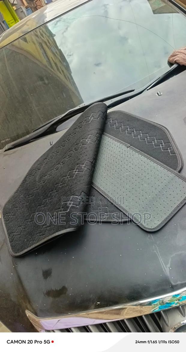 Woolen 5pc Geometric Diamond Pattern Floor Mats