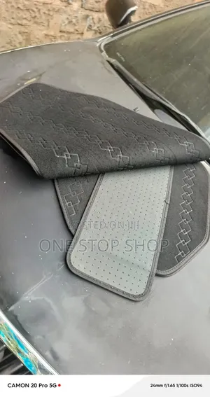 Woolen 5pc Geometric Diamond Pattern Floor Mats