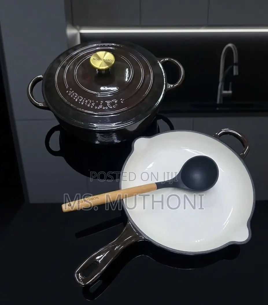 Chocolate Enameled Cast Iron Dutch Oven / Casserole Pot (28cm / 4.5 L)