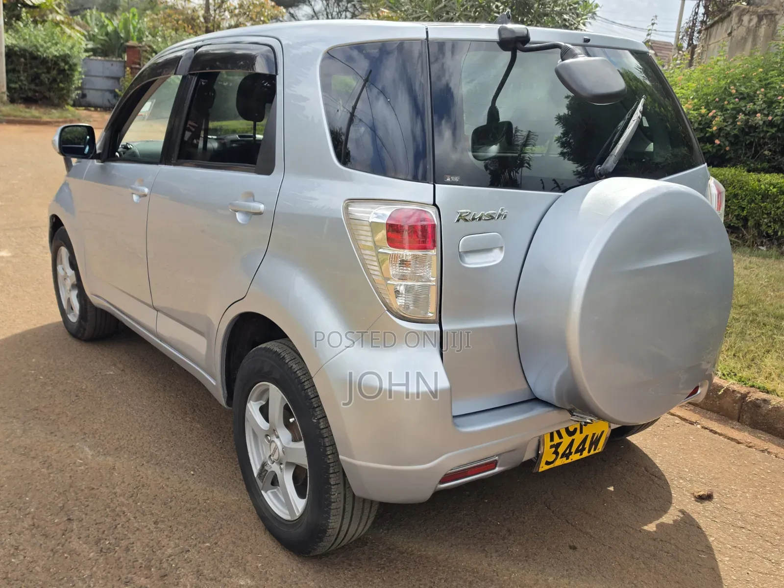 Toyota Rush 1.5 AWD 2010 Silver