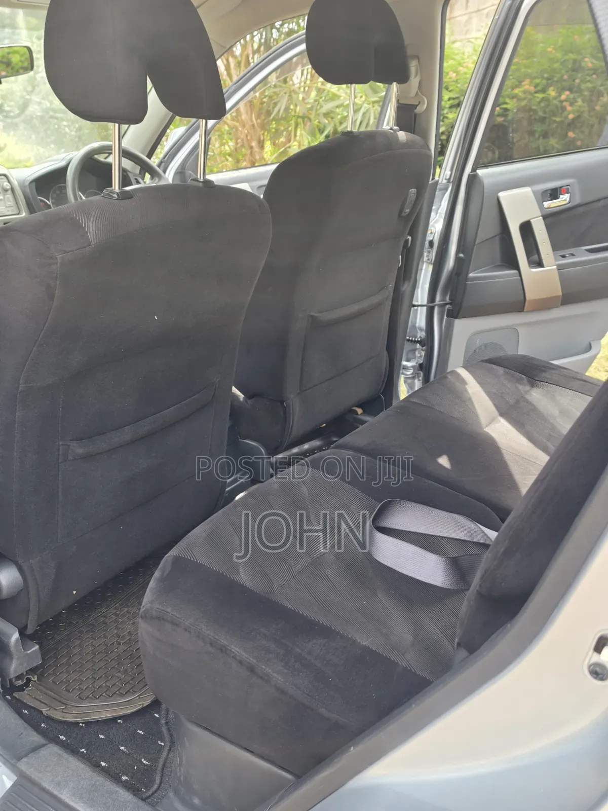 Toyota Rush 1.5 AWD 2010 Silver