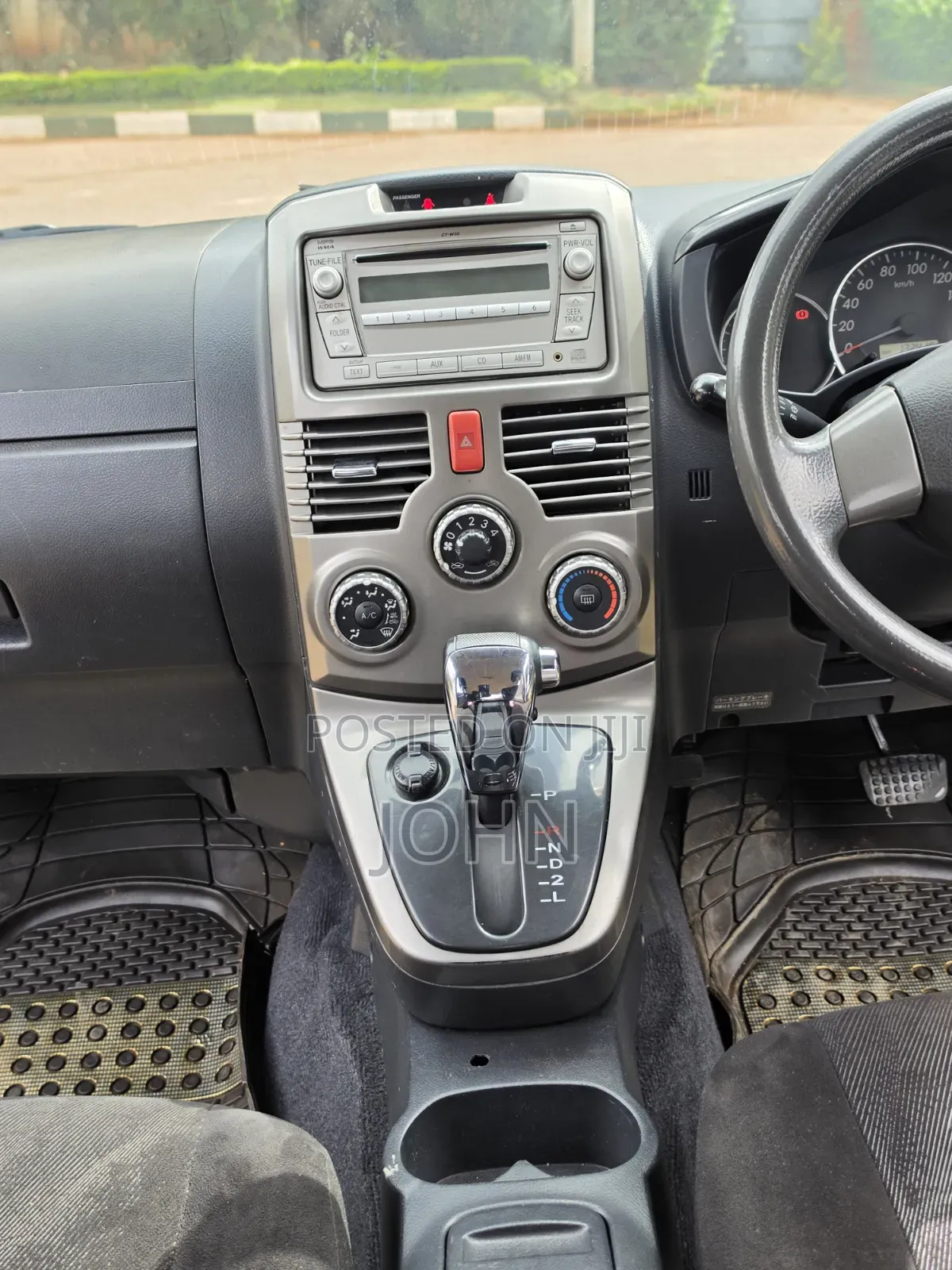 Toyota Rush 1.5 AWD 2010 Silver