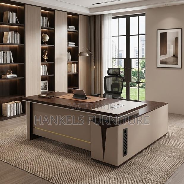 Professional Office Desk - main view