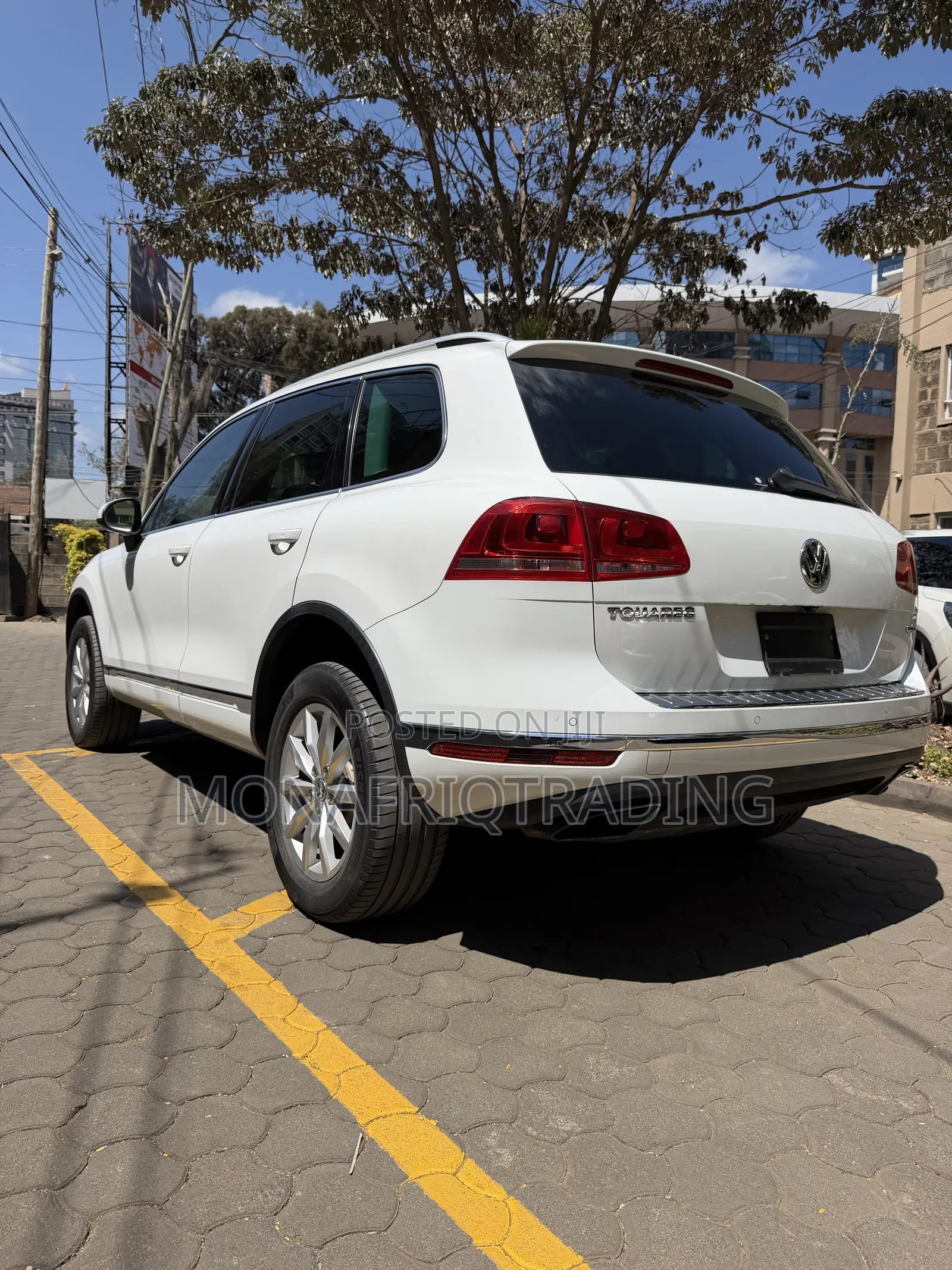 Volkswagen Touareg 2015 White