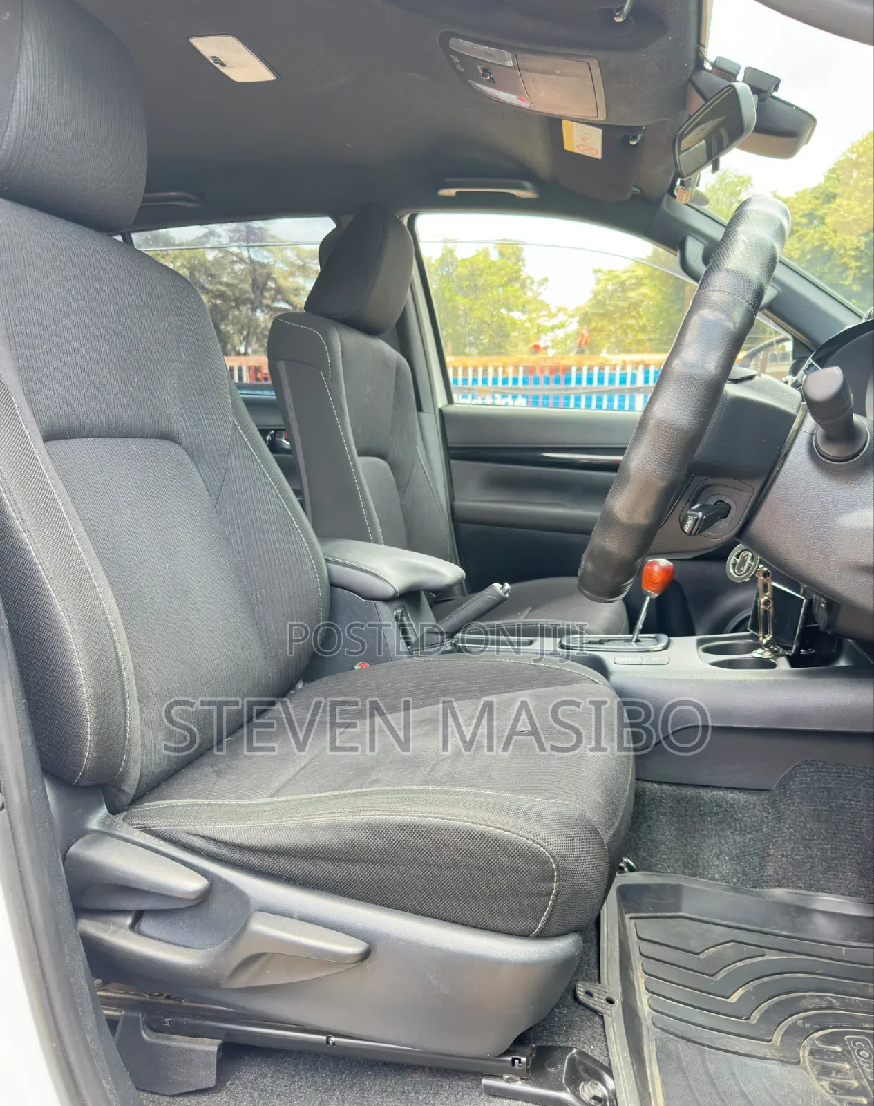Toyota Hilux 2019 White