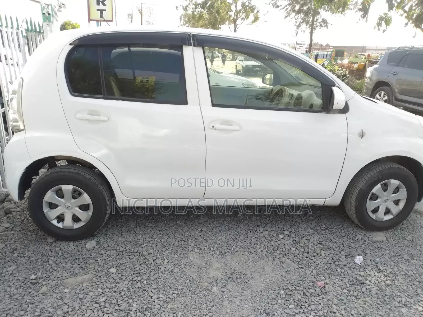 Toyota Passo 2012 White