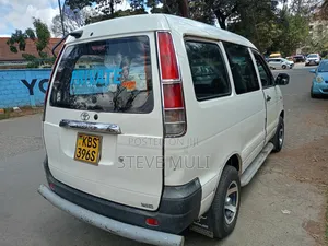 Toyota TownAce 2006 White