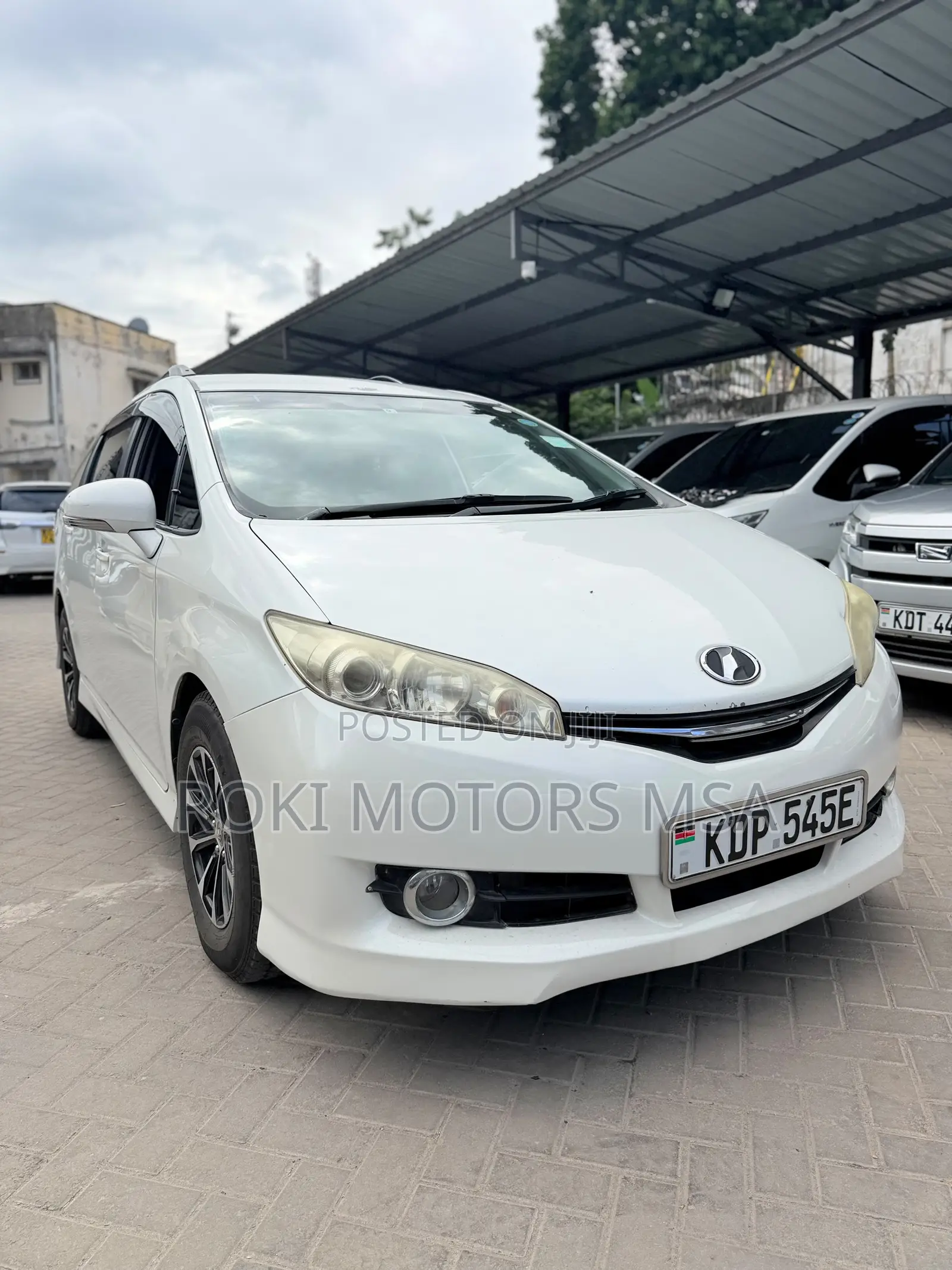 Toyota Wish 2017 Pearl