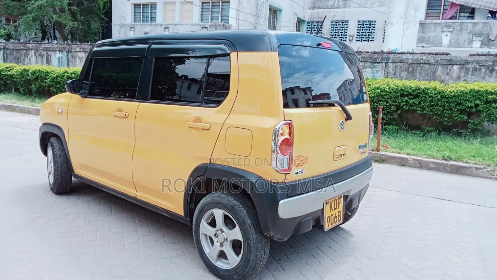 Suzuki Hustler 2017 Yellow
