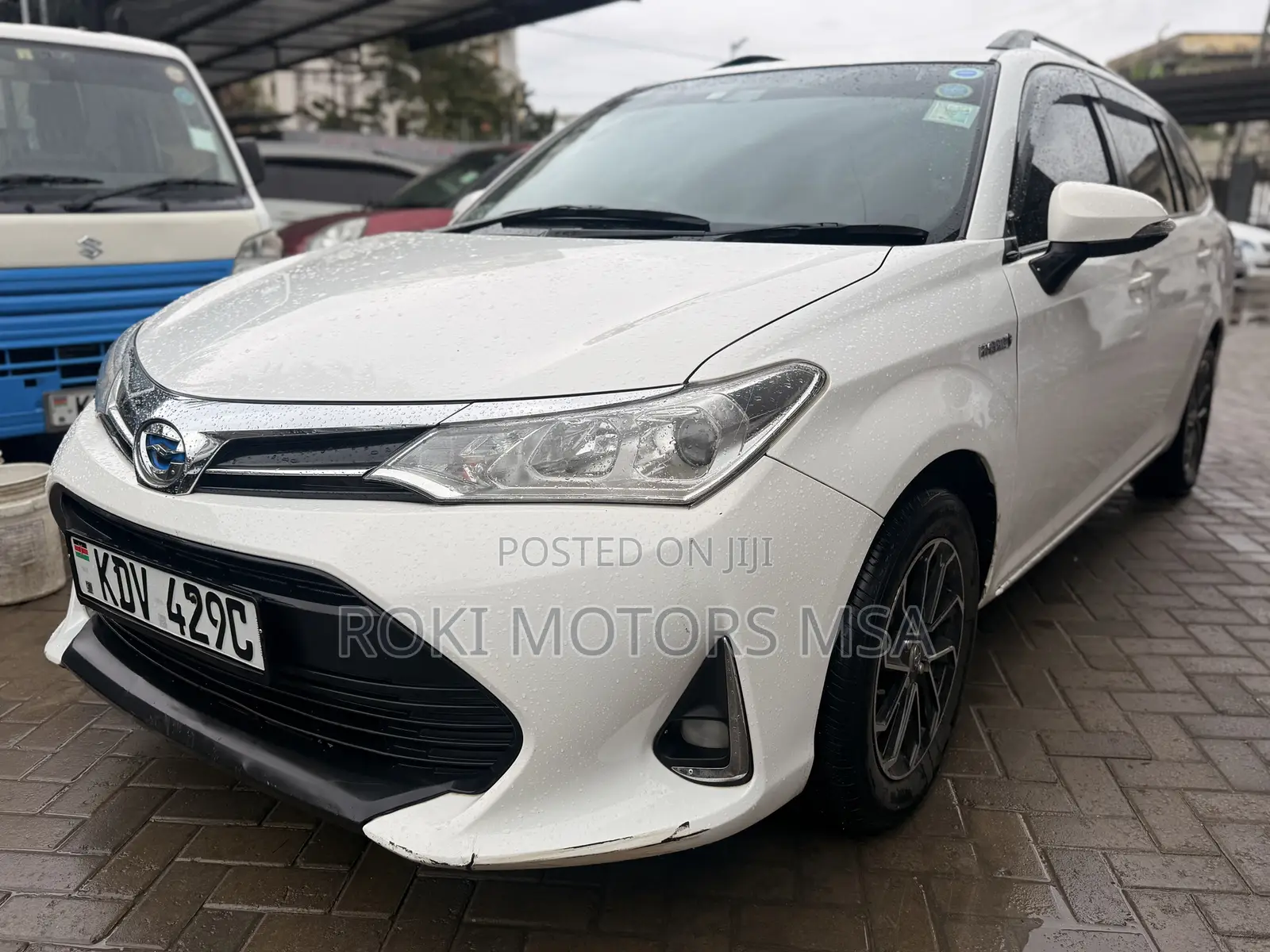 Toyota Corolla Fielder 2018 White