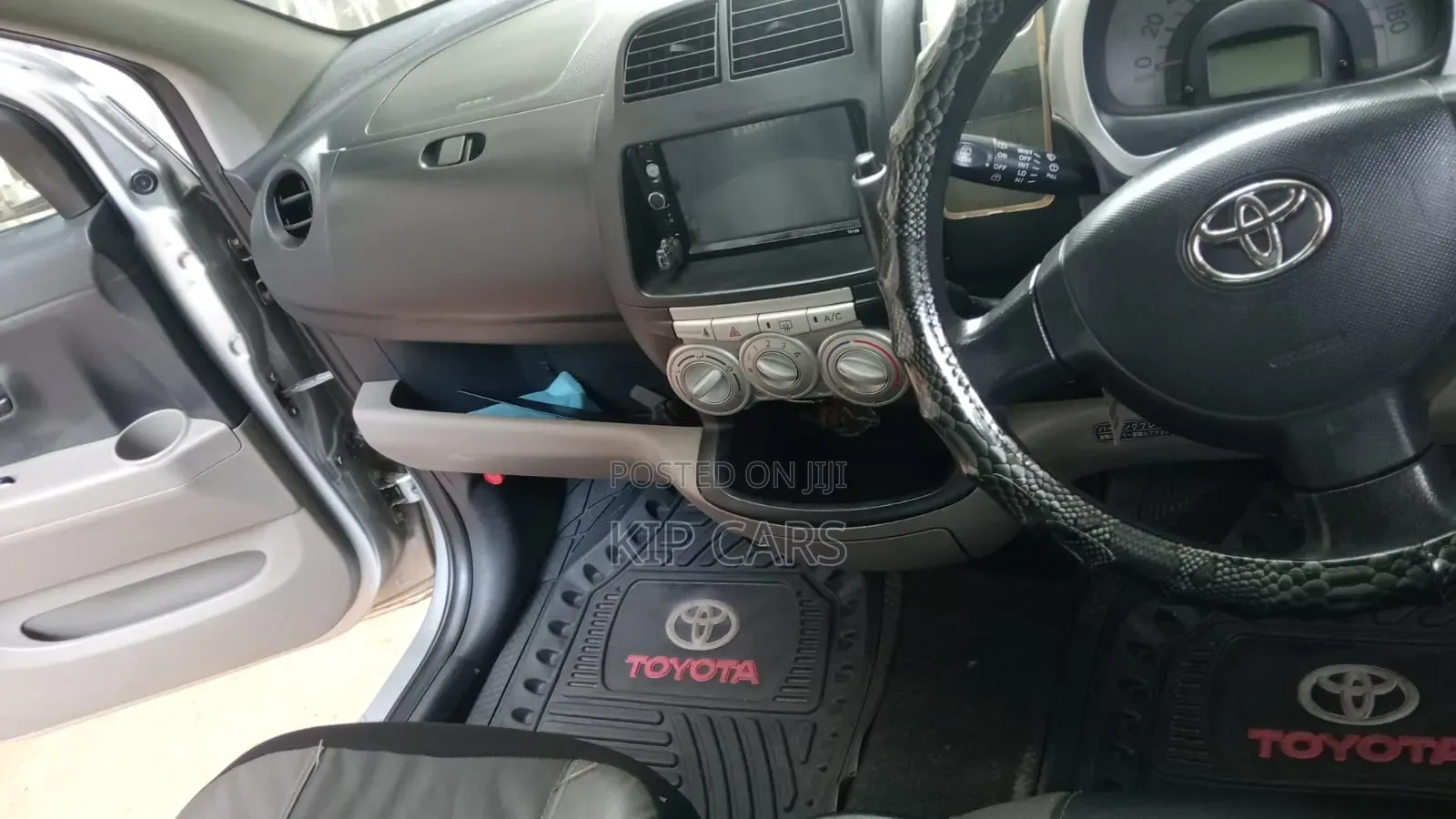Toyota Passo 1.3 FWD 2004 Silver