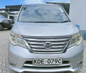 Nissan Serena 2014 Silver