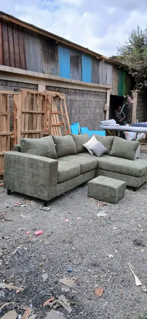 6 Seater L‐Shaped Sofa Green Upholstery With Cushions