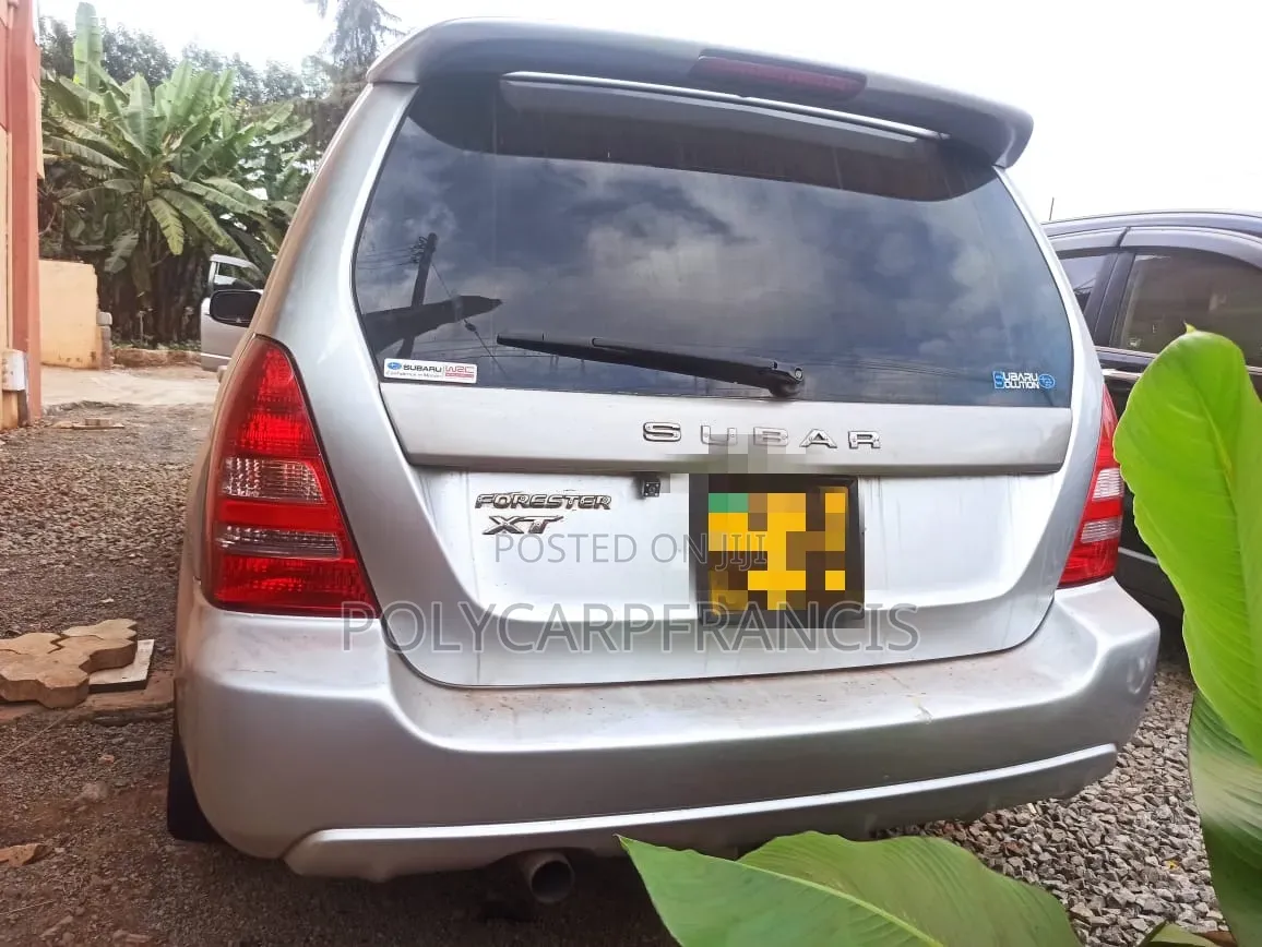 Subaru Forester 2004 Silver