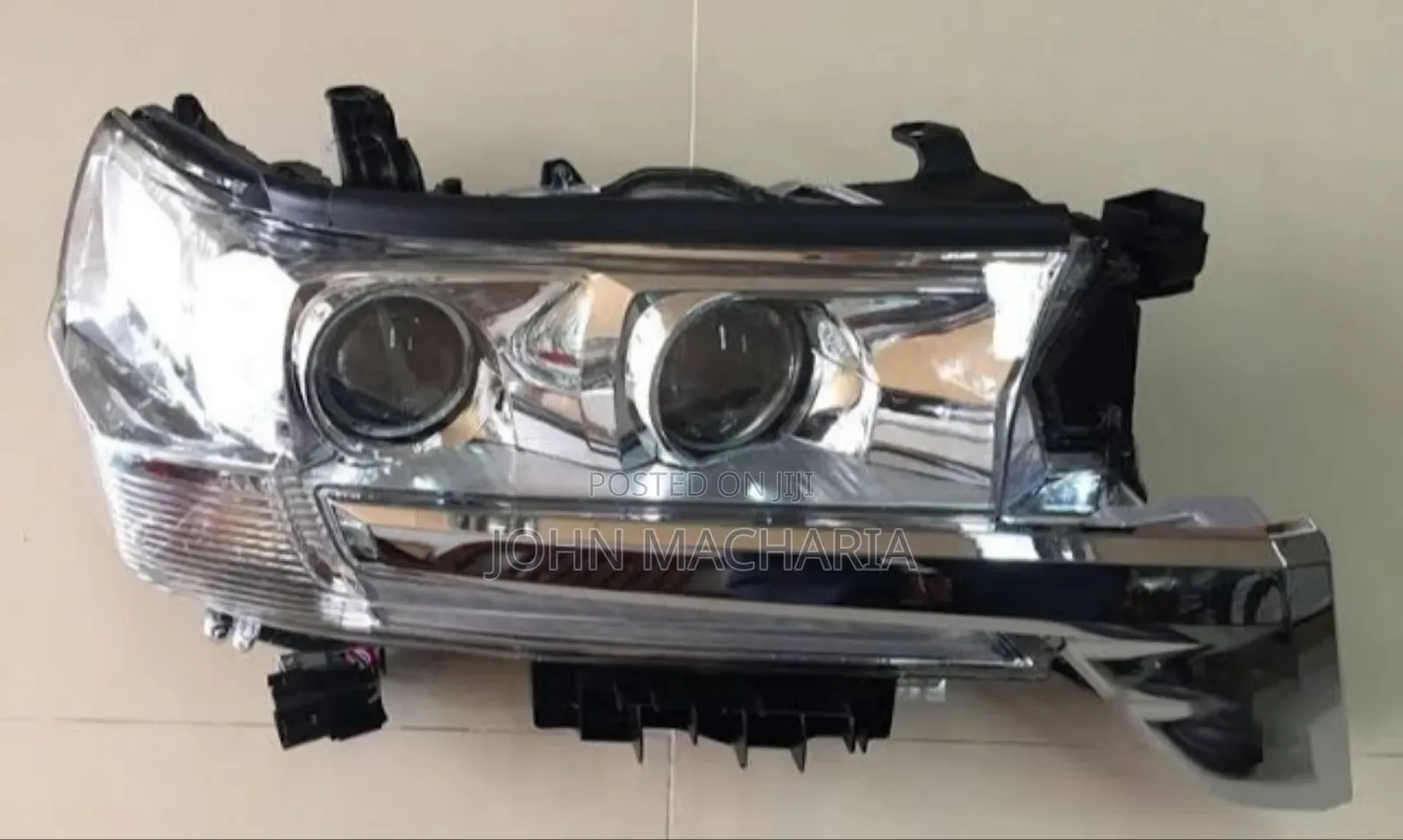 Headlights for Land Cruiser Prado 200 Series (RHS LHS) Ex Japan Set