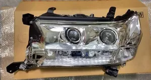 Headlights for Land Cruiser Prado 200 Series (RHS LHS) Ex Japan Set