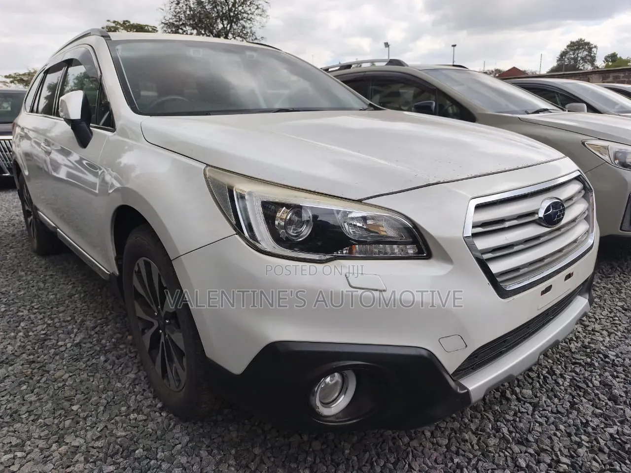 Subaru Outback 2017 White