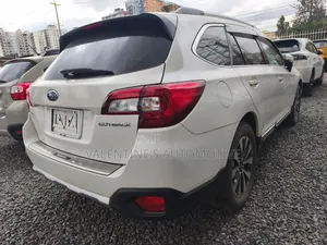 Subaru Outback 2017 White