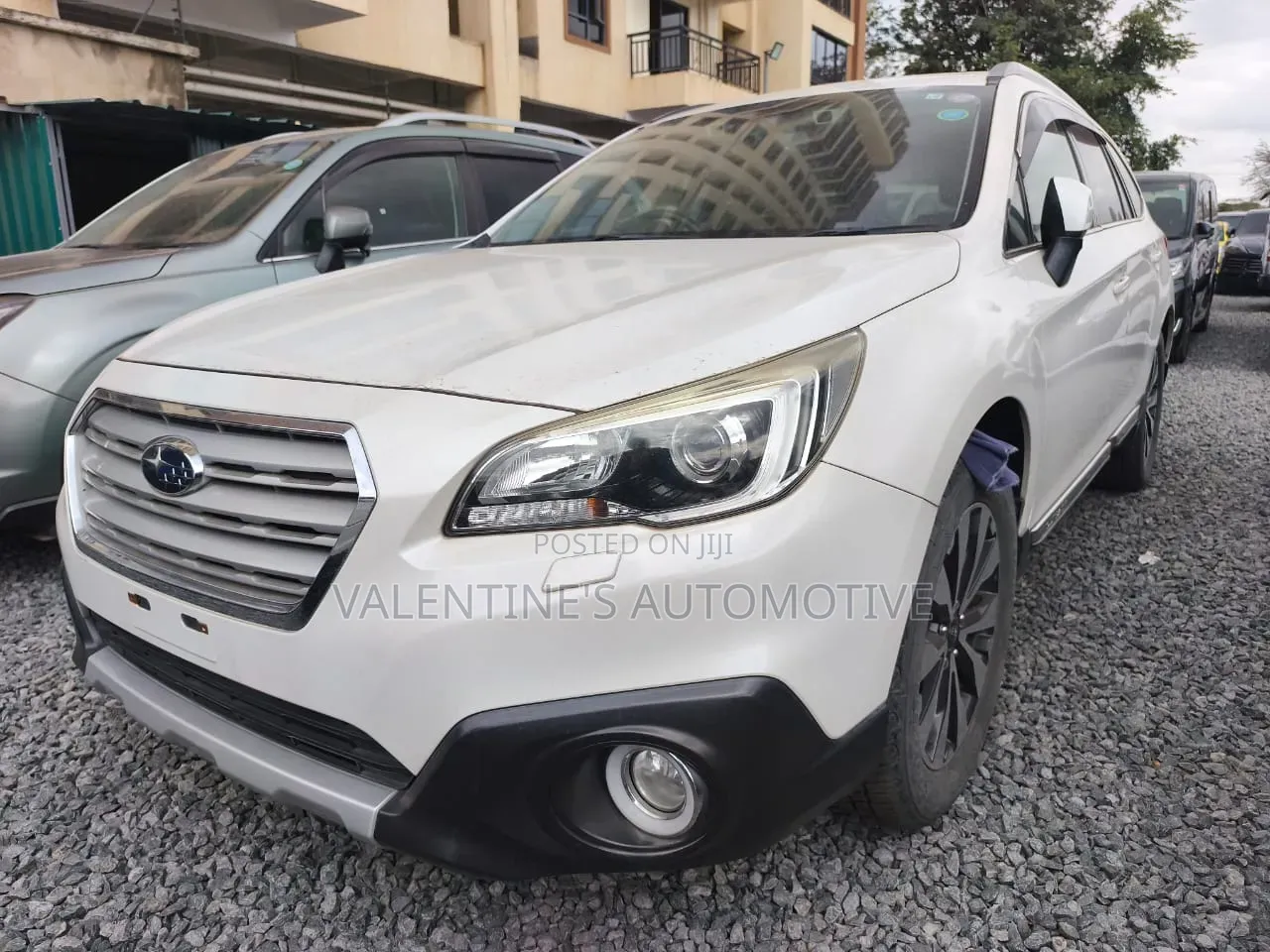 Subaru Outback 2017 White