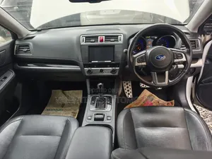 Subaru Outback 2017 White
