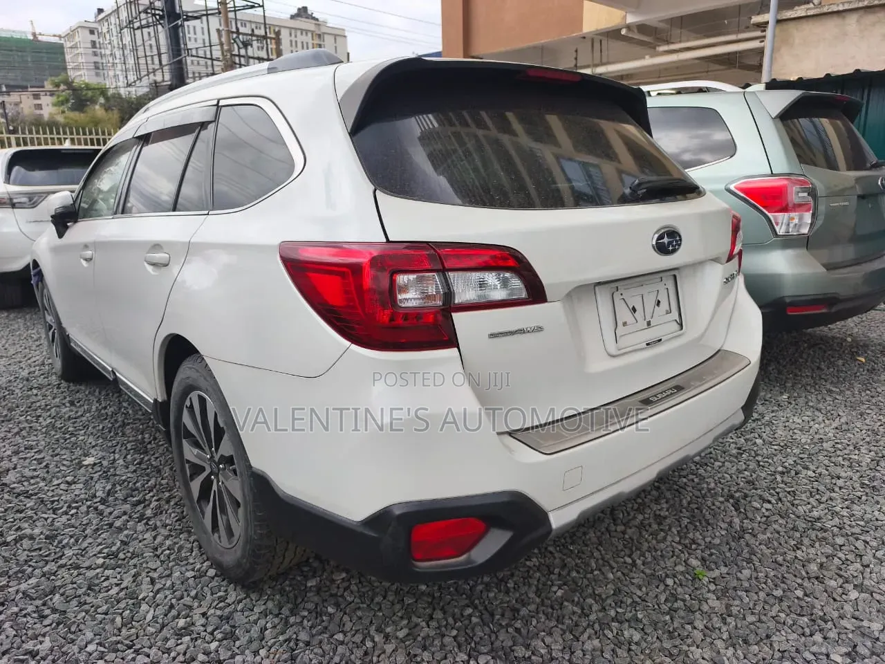 Subaru Outback 2017 White