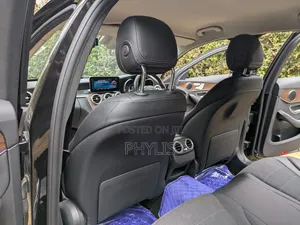 Mercedes-Benz C200 2019 Black