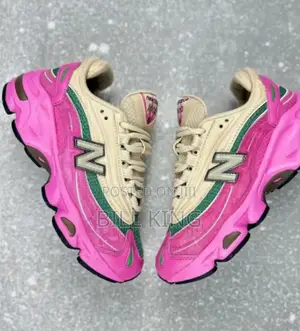 New Balance 1000