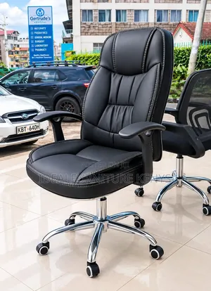 Leather Office Chair - Executive Swivel Chair