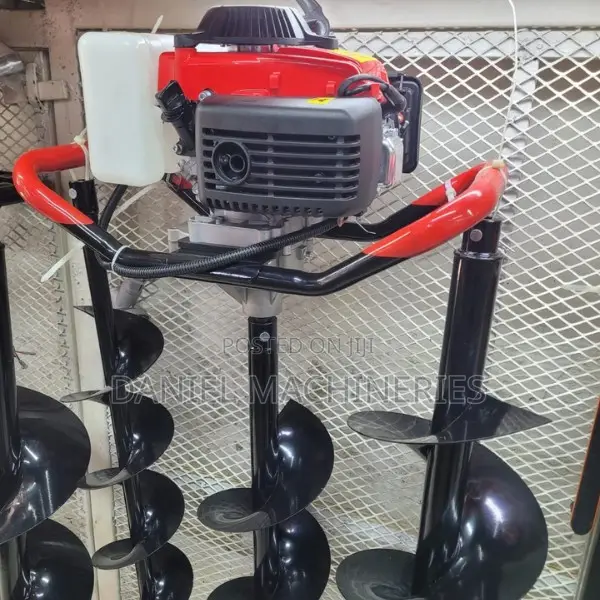 4 Stroke Earth Auger 3 Blades