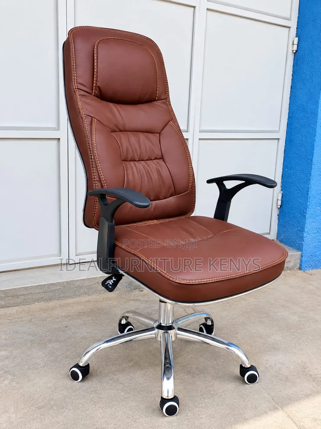 Heavy Duty Plastic Folding Chair - For Events